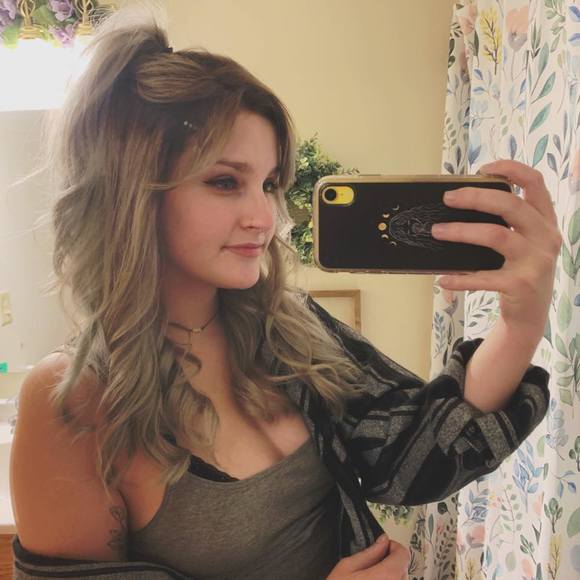 cassie_milks